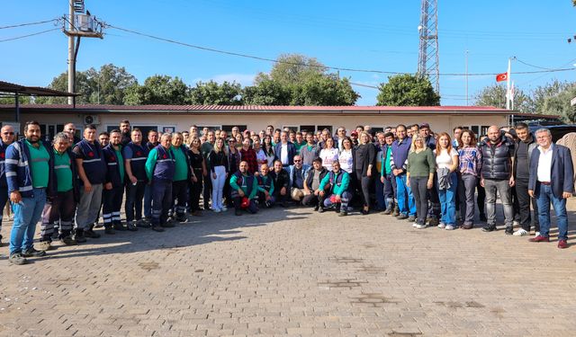 Başkan Yetişkin Mesai Arkadaşlarıyla Kahvaltıda Buluştu