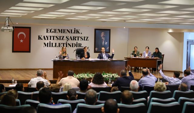 Selçuk Belediye Meclisi'nde Efes Otoparkı Tepkisi