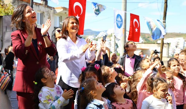 Karabağlar'da Çocuk Oyun Akademisi Açıldı