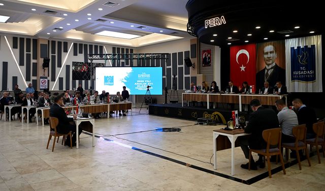 Kuşadası Belediye Meclisi Yılın Son Toplantısını Yaptı