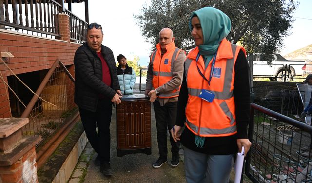 Kuşadası'nda Evler ve Yürekler Dayanışmayla Isınıyor