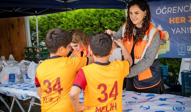 Kuşadası'nda Çocuklar Okula Her Gün Sağlıklı ve Mutlu Başlıyor