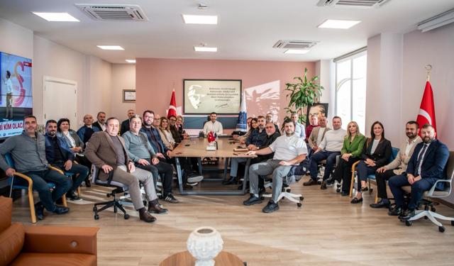 Başkan Günel'den Meclis Üyeleri ile Değerlendirme Toplantısı