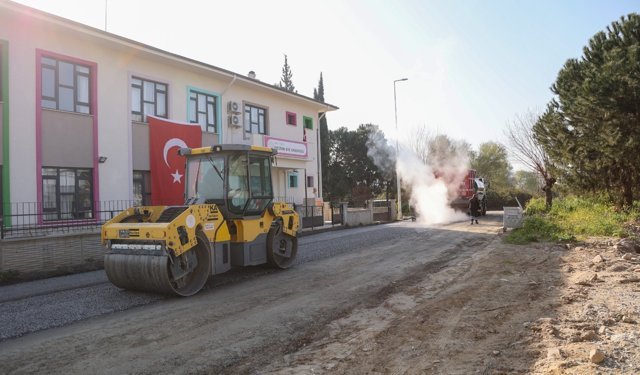 Başkan Yetişkin'den Umurlu'ya Yol Hamlesi