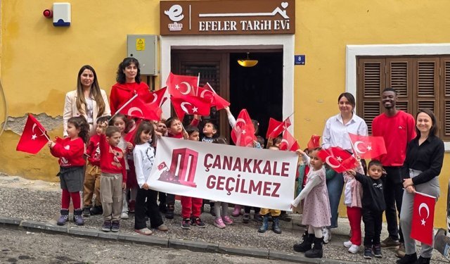 Efeler'in Tarihi Mekanları Minikleri Ağırladı