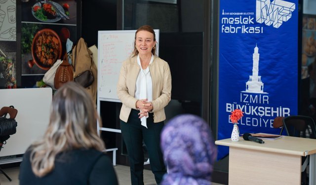 Konak'ta Üretim Durmuyor