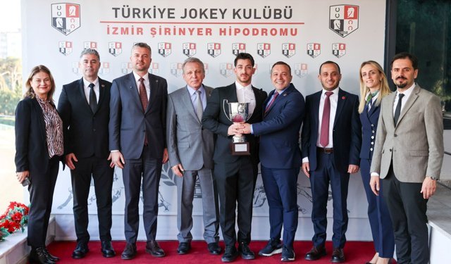 Buca Belediye Başkanlığı Koşusu'nu Önderbeyim Kazandı