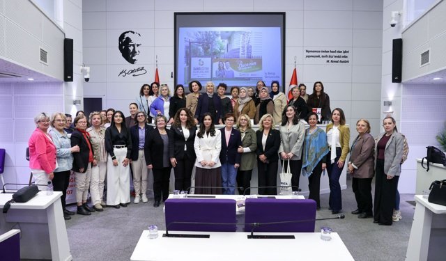 Buca'da İlham Veren Girişimcilik Paneli