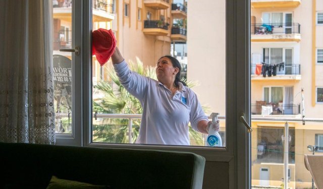 Kuşadası Belediyesi Evde Bakım Birimi ile Hayat Daha Kolay