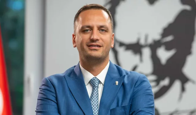 Bornova Belediye Başkanı Ömer Eşki Gözaltına Alındı