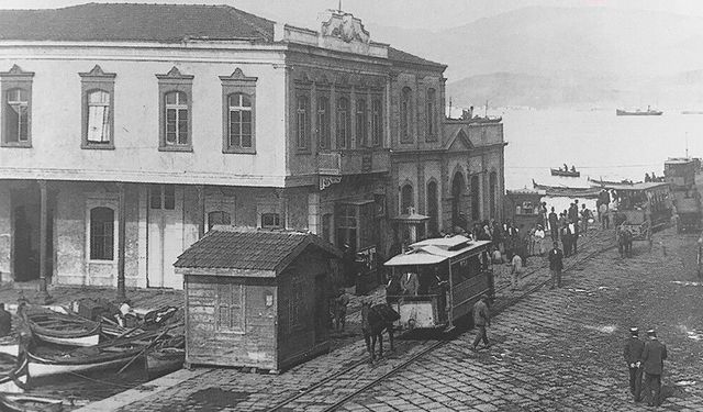 İzmir'in İşgali 107'nci Yılında APİKAM'da Konuşulacak