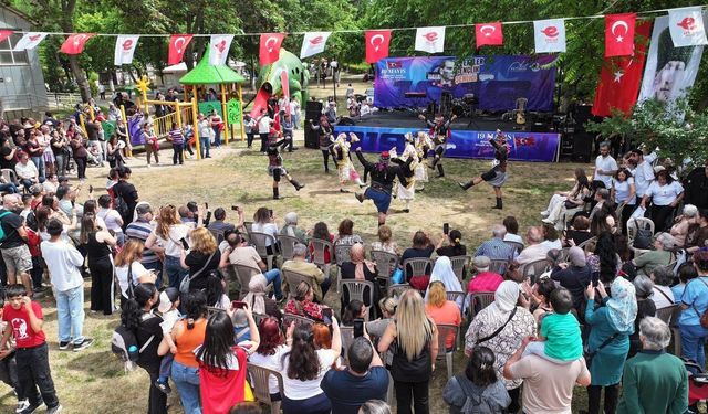 Efeler'de 19 Mayıs Coşkusu Gençlik Şenliği ile Yaşandı