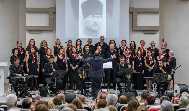 ADD Bornova'dan 19 Mayıs Ruhuna Yakışan Anlamlı Konser