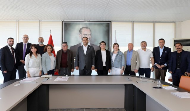 Başkan Erman Uzun'dan Muhtarlarla Ortak Akıl Toplantısı