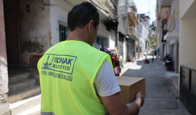 Konak'ta Dayanışma Geleneği Bu Bayram da Devam Ediyor