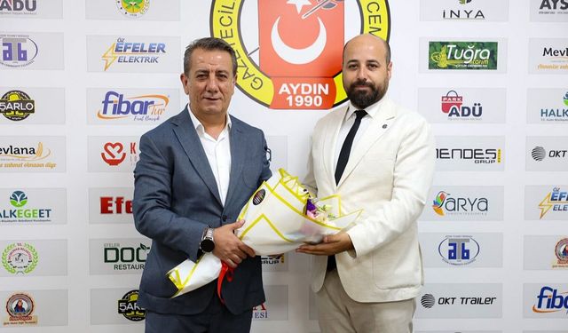Başkan Yetişkin Basın Özgürlüğü Günü'nde Gazetecilerle Buluştu