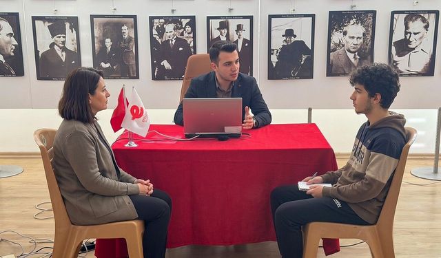Efeler'de Üniversite Adaylarına Ücretsiz Tercih Desteği