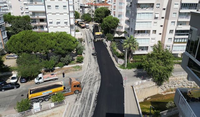 Narlıdere'de Yenilenmeyi Bekleyen Yollar Konfora Kavuşuyor