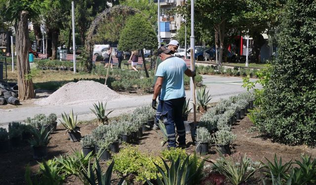 Konak'ın Parklarında Bakım Seferberliği