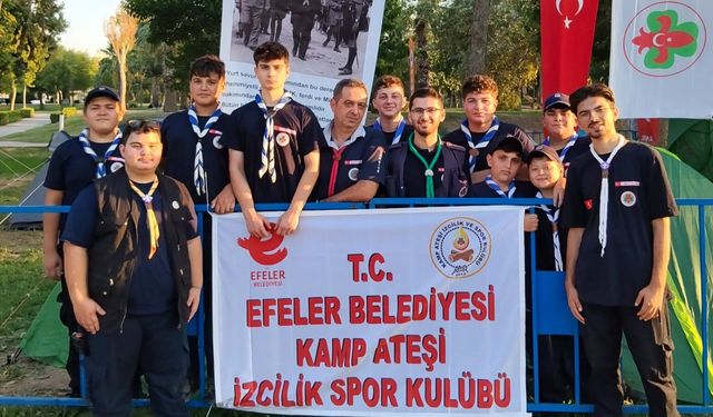 Efeler'in İzcileri 9 Eylül İzmir'in Kurtuluşu Etkinliklerinde Sahada