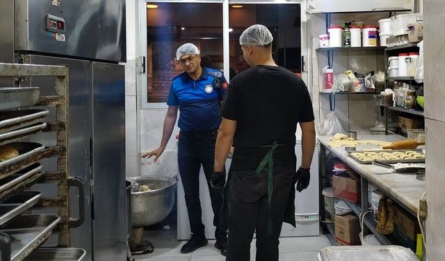 Efeler Zabıtasından Unlu Mamul İşletmelerine Denetim