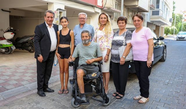 Başkan Yetişkin'den Kurtuluş Gününde Anlamlı Hediye