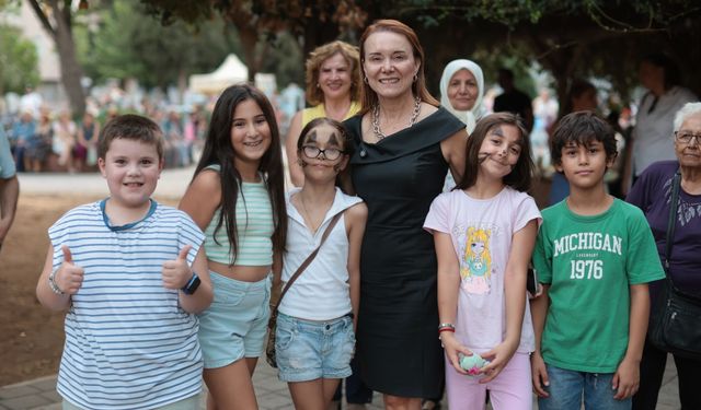 Mutlu Çocuklar Sokağı'nda Eğlence Devam Ediyor