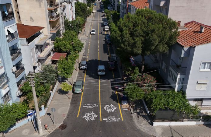 Başkan Çerçioğlu Aydın'ın Tüm İlçelerinde Yol Yapım ve Yenileme Çalışmalarını Sürdürüyor