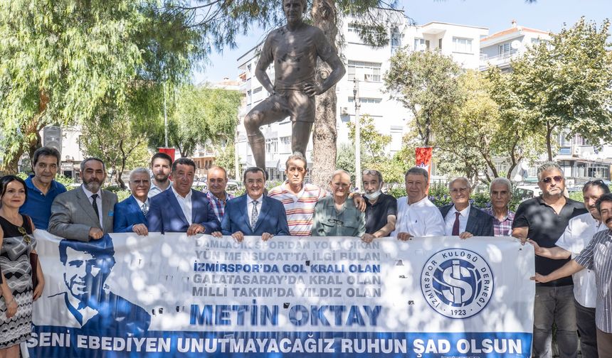 Taçsız Kral Metin Oktay Konak’ta Anıldı