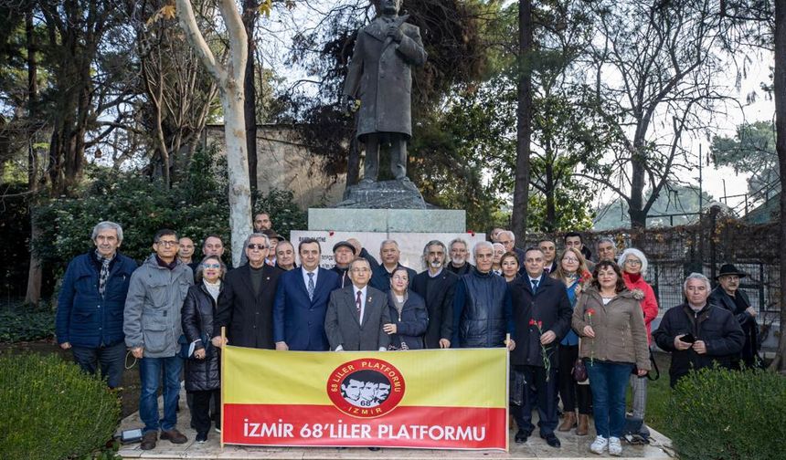 Usta Şair Nazım Hikmet Konak'ta Anıldı