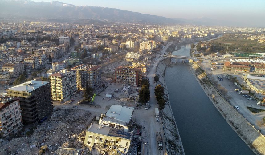 "Hatay'daki Yıkımın Sebebi İzmir'dekine Benzer"