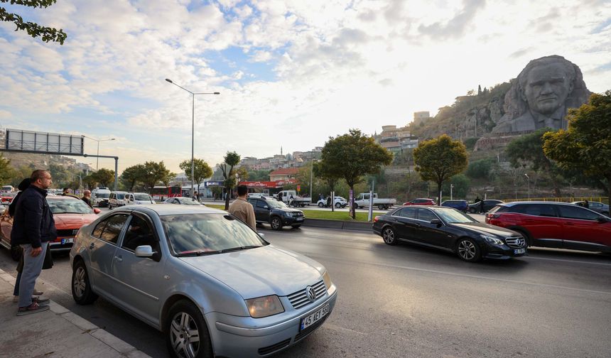 Buca'da 85 Yıldır Dinmeyen Özlem