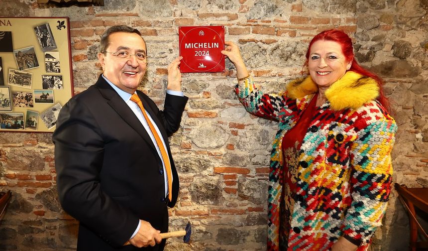 Ayşa Boşnak Börekçisi'ne Michelin Plaketi