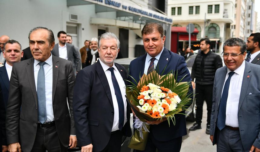 Cemil Tugay 'Esnaf Buluşması'na Katıldı