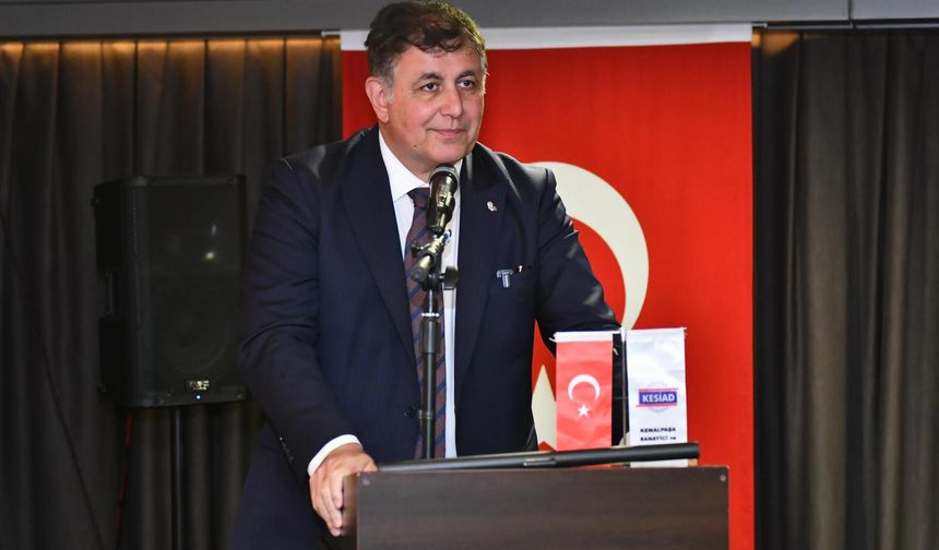 Cemil Tugay: "Şehri Yeniden Yapmak Gerek"