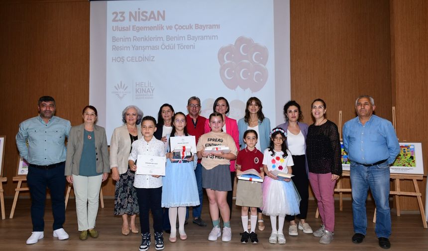Başkan Kınay Çocuklara Resim Yarışması Ödüllerini Verdi