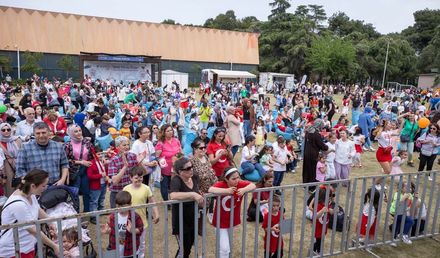 Kültürpark'taki Çocuk Şenliği'ne Yoğun İlgi