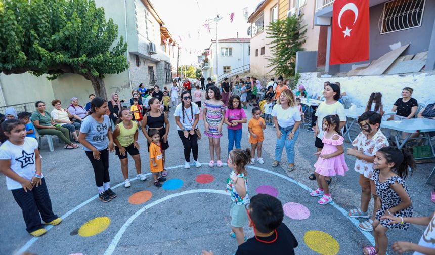 Karşıyaka'da 'Sokak Senin' Coşkusu Başladı