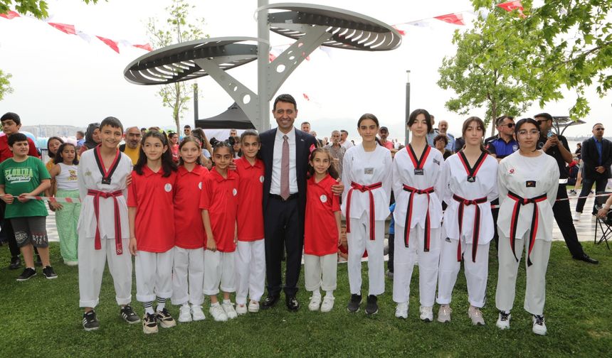Bayraklı'da Yaz Spor Okulları Başladı