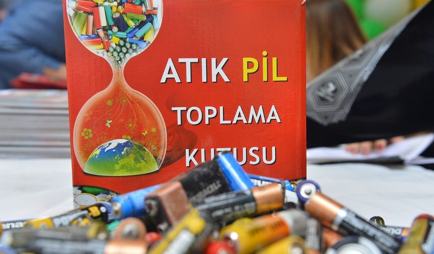 İzmir'de Bir Yılda 12 Ton Atık Pil Toplandı