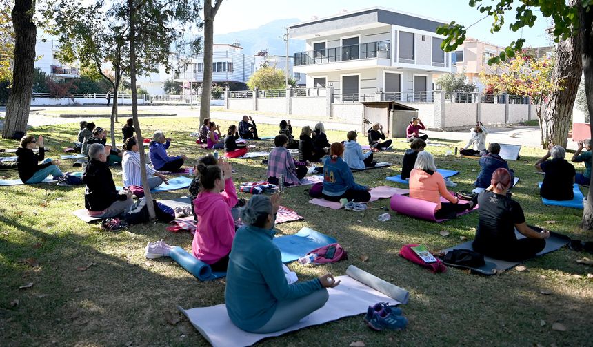 Güzelçamlı'nın Muhteşem Havasında Yoga Yaptılar