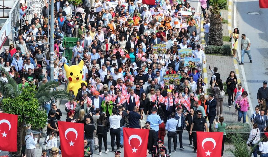 Enginarın Bereketli Festivali Renkli Kortejle Başladı