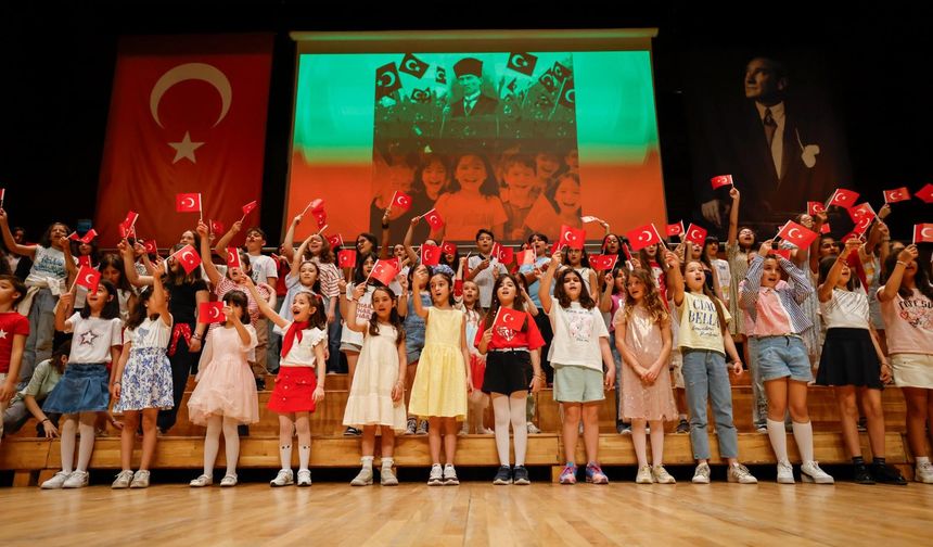 AASSM'den Çocuk Şarkıları Yükseldi