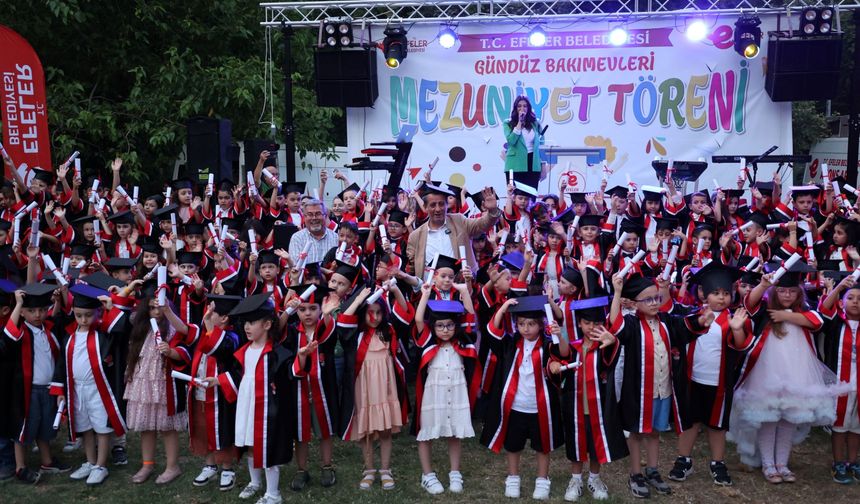 Efeler'in Minikleri Mezun Oldu
