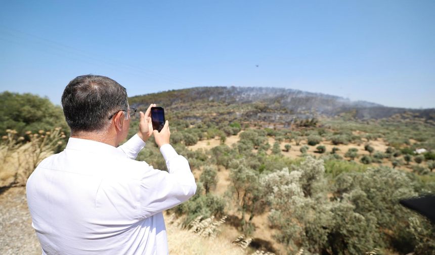 Başkan Tugay Foça'da Yangın Bölgesinde