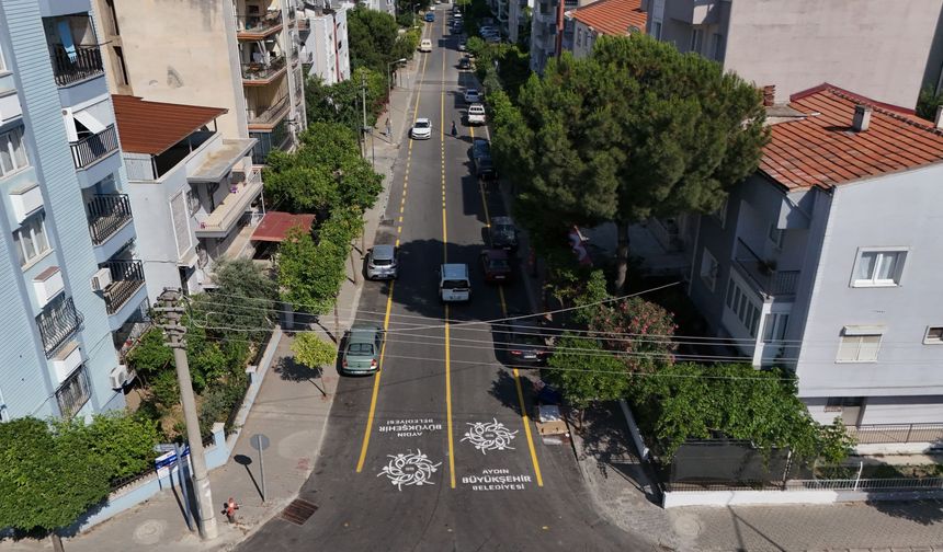 Başkan Çerçioğlu Aydın'ın Tüm İlçelerinde Yol Yapım ve Yenileme Çalışmalarını Sürdürüyor