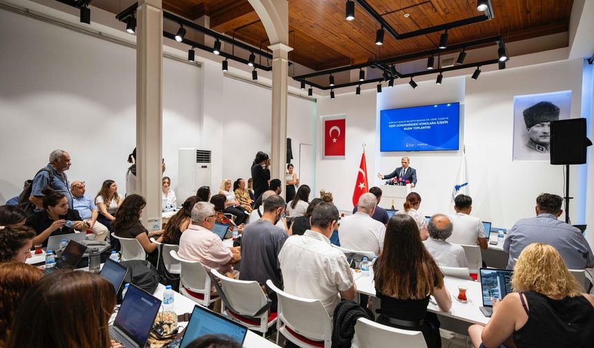 Başkan Tugay: "Bin 30 Belediye Çalışanı İşten Çıkarılacak"