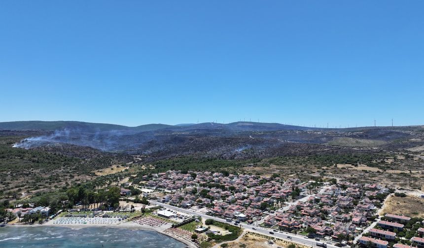 İzmir'de Bir Ayda 26 Bin 260 Hektar Alan Yandı