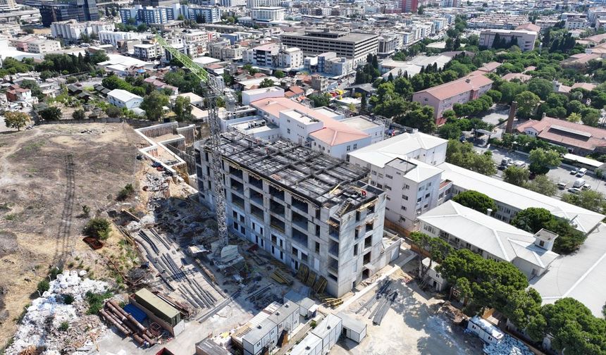 Eşrefpaşa Hastanesi İnşaatı Beşinci Kata Ulaştı
