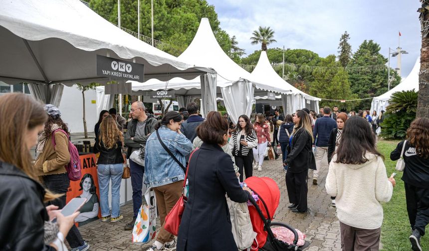 Kültürpark'ta İzmir Kitap Fuarı Rüzgarı